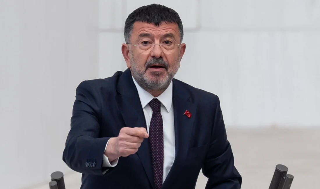 İzmir Büyükşehir Belediyesi’ne yönelik yürütülen "ihaleye fesat karıştırma" soruşturması kapsamında