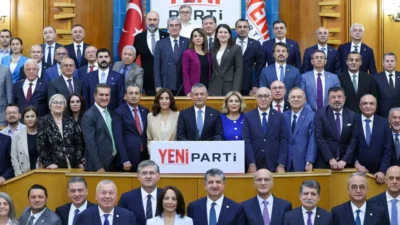 Genel Başkanlığını Özgür Özel'in yürüttüğü YENİ Parti, örgütlenme çalışmalarının ilk
