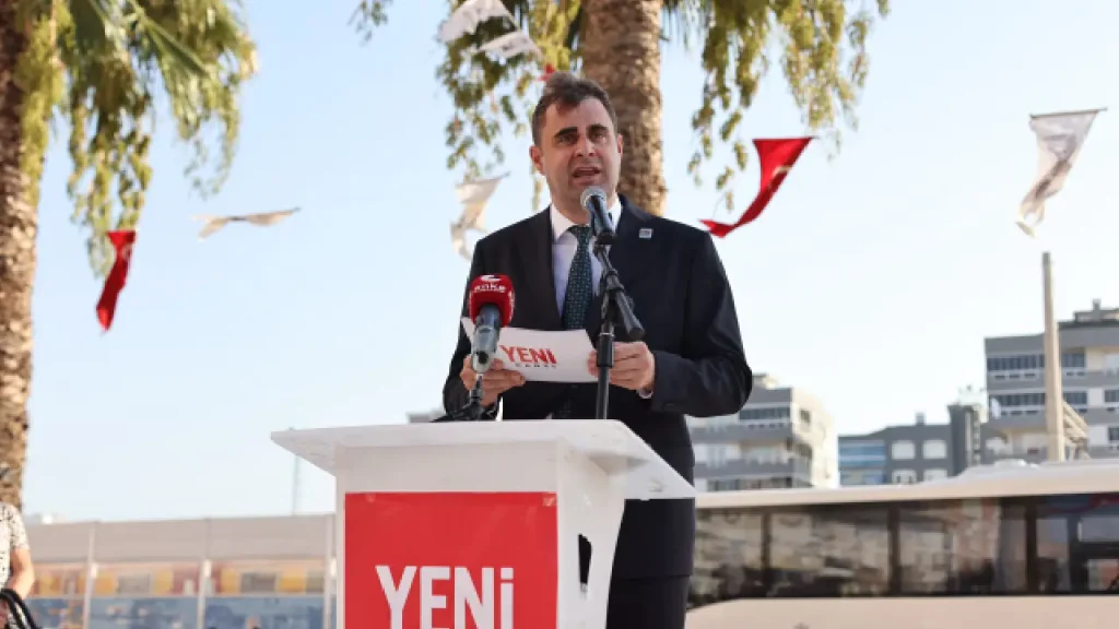 YENİ Parti Çiğli İlçe Başkanlığı açıldı: "Siyaset insan hayatına dokunursa değerlidir"