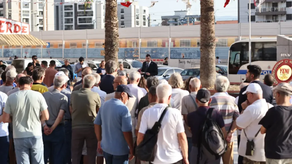 YENİ Parti Çiğli İlçe Başkanlığı açıldı: "Siyaset insan hayatına dokunursa değerlidir"