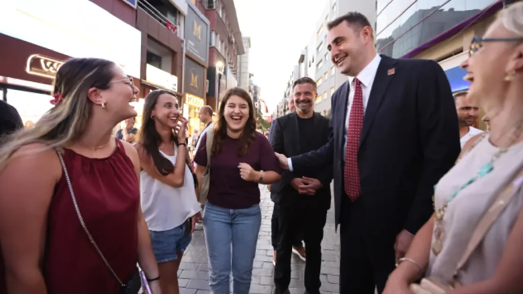 Başkan Güç Karşıyaka’dan seslendi: “Sadece iktidar değil, yönetim anlayışı da değişecek”