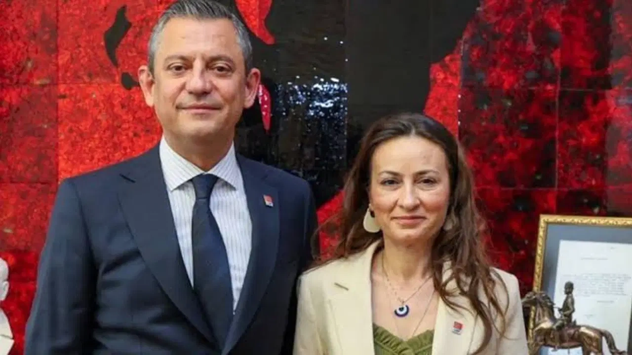YENİ Parti Manisa İl Başkanı İlksen Özalper gözaltına alındı: Siyasette hareketli saatler