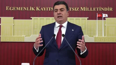 YENİ Parti, teşkilatlanma ve kongre maratonunu 26 Ağustos itibarıyla resmen