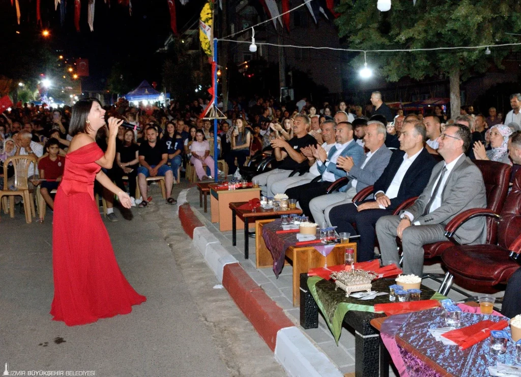 Beydağ’ın kurtuluşunun 104. yılı coşkuyla kutlandı 1 Beydağ’ın kurtuluşunun 104. yılı coşkuyla kutlandı