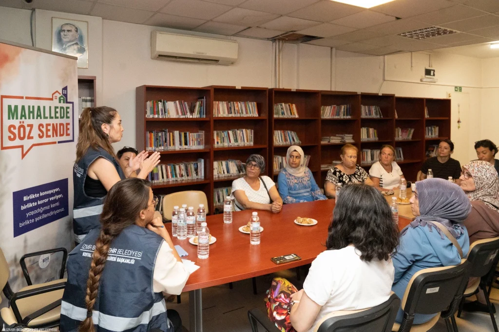 Büyükşehir mahallelinin sesini dinliyor: Mahallede söz sende 1 Büyükşehir mahallelinin sesini dinliyor: Mahallede söz sende