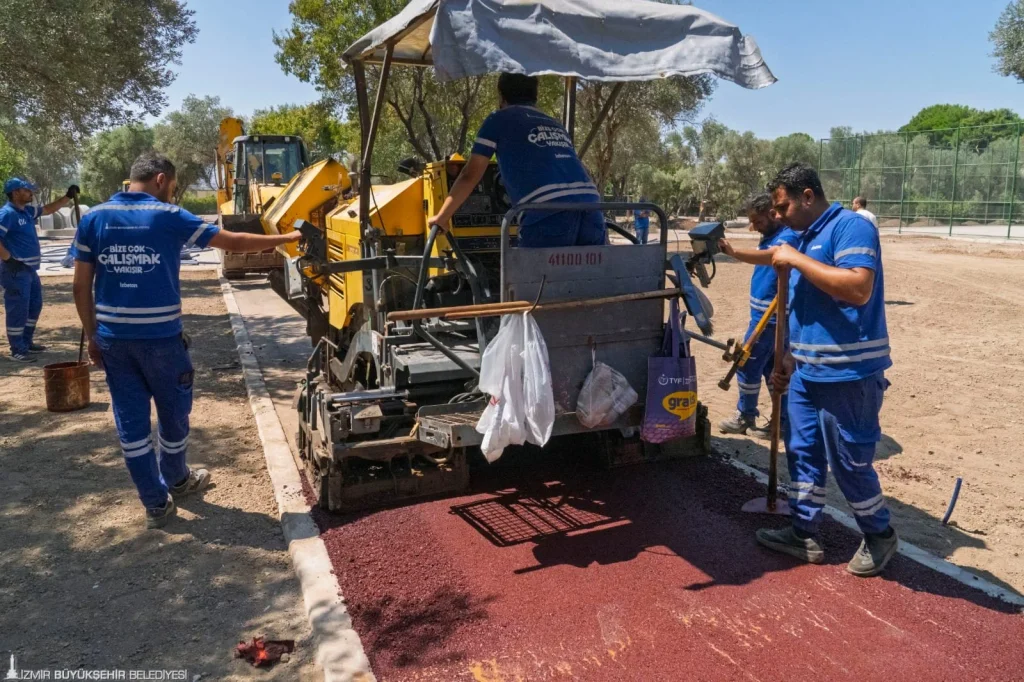 Buca’da 22 dönümlük atıl alan gençlik parkına dönüşüyor 7 Buca’da 22 dönümlük atıl alan gençlik parkına dönüşüyor