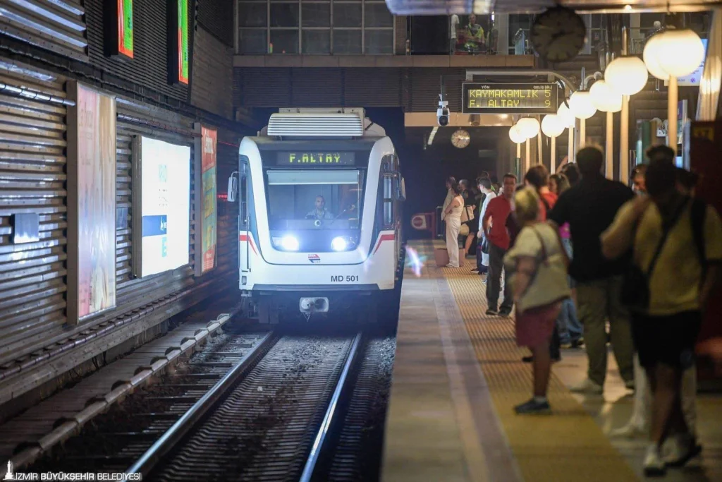 İzmir'de toplu ulaşımda kış dönemi başlıyor