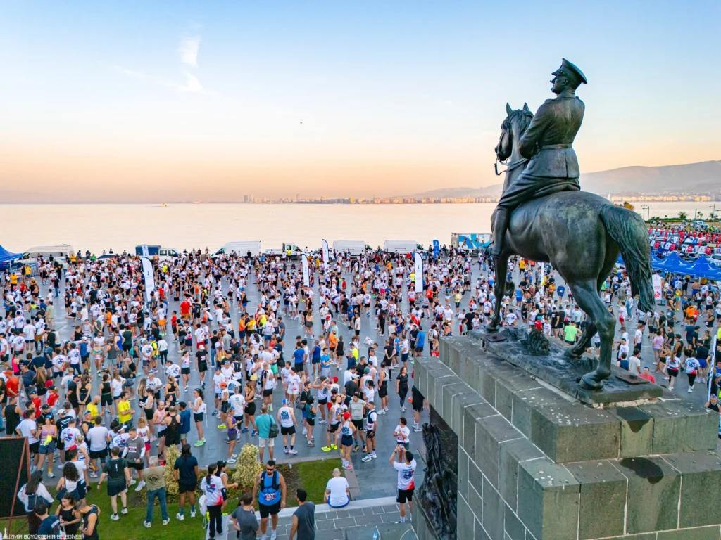 9 Eylül Yarı Maratonu'na katılım rekoru