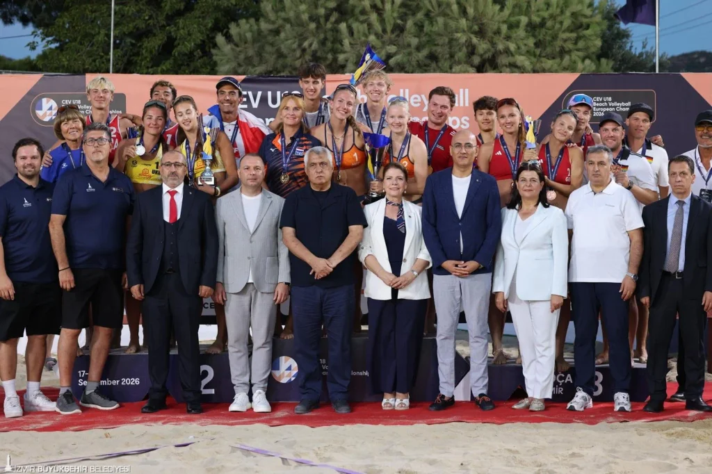 Foça'da 4 gün süren voleybol fırtınası sona erdi