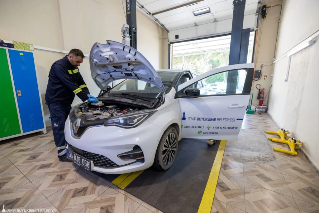 Elektrikli araçta Büyükşehir modeli: Yakıtta yüzde 81 tasarruf