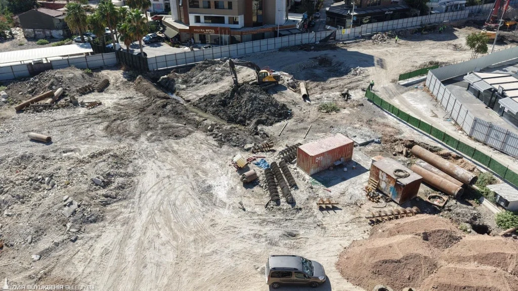 Şemikler Taşıt Üst Geçidi hızla ilerliyor