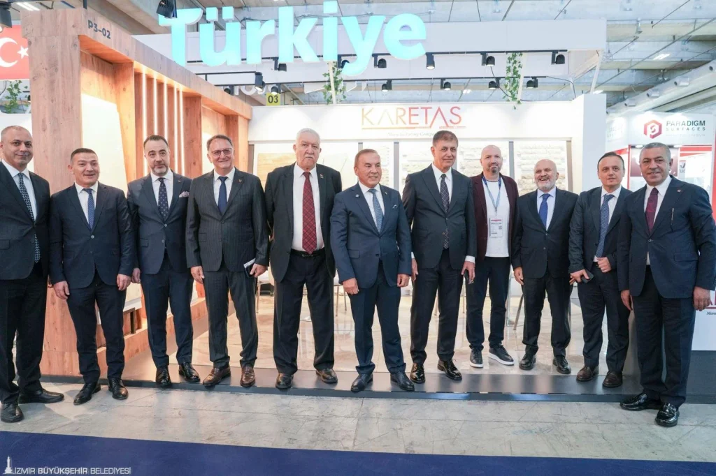 Başkan Tugay İtalya'da küresel mermer zirvesinde: Marble İzmir için sektör temsilcileriyle buluştu