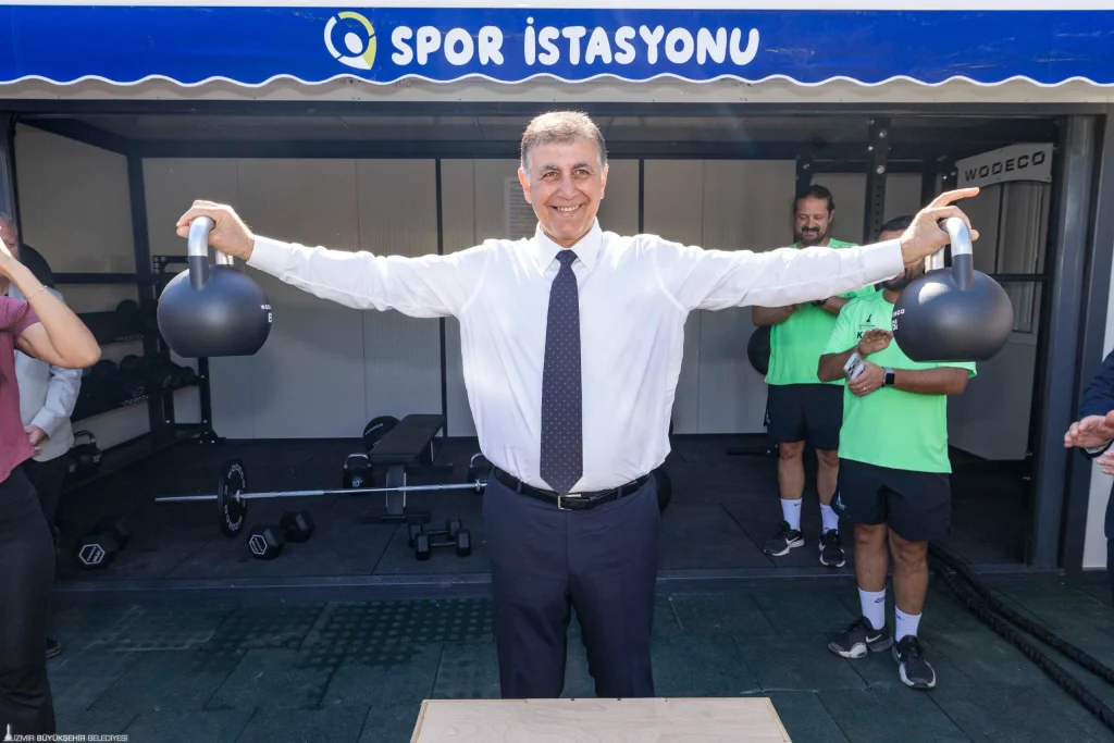 Buca’nın yeni yaşam alanı kapılarını açtı: Buca Halk Parkı hizmete girdi! 14 Buca’nın yeni yaşam alanı kapılarını açtı: Buca Halk Parkı hizmete girdi!