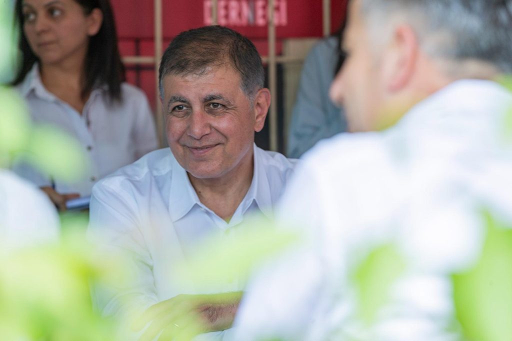 “Artan maliyetlere ve iklim krizine karşı çiftçiye büyük destek!" Başvuru tarihleri netleşti... 5 “Artan maliyetlere ve iklim krizine karşı çiftçiye büyük destek!" Başvuru tarihleri netleşti...