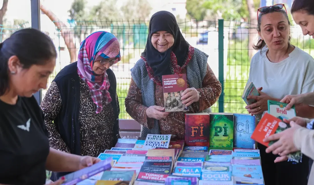 Buca Belediyesi’nin düzenlediği “Kitap Değişim Günleri” kapsamında bugüne kadar 35
