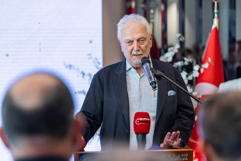 Başkan Cemil Tugay İzmir sanayisine yeni rotayı çizdi: "Dönüşümün öncüsü olmalıyız!" 6 Başkan Cemil Tugay İzmir sanayisine yeni rotayı çizdi: "Dönüşümün öncüsü olmalıyız!"