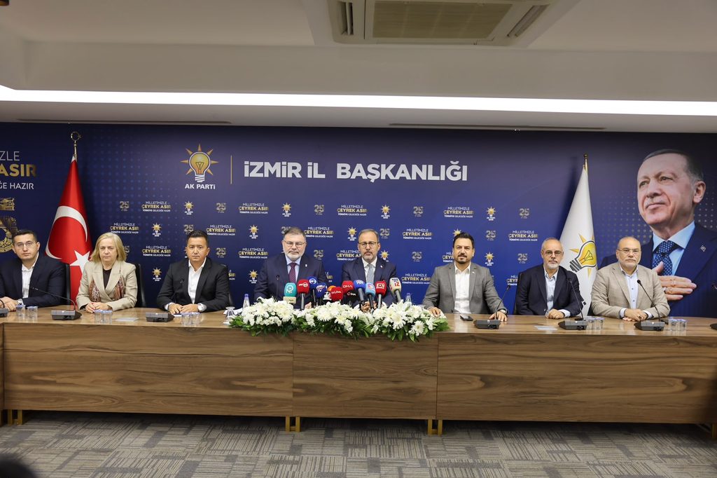 Kasapoğlu’ndan İzmir'e Otizm Merkezi müjdesi: Yurt fiyatları ve stadyum eleştirilerine yanıt