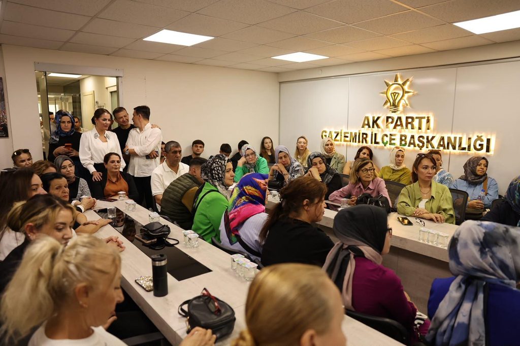 AK Parti Gaziemir İlçe Danışma Meclisi toplandı: İsmail Yaşadı'dan net mesajlar