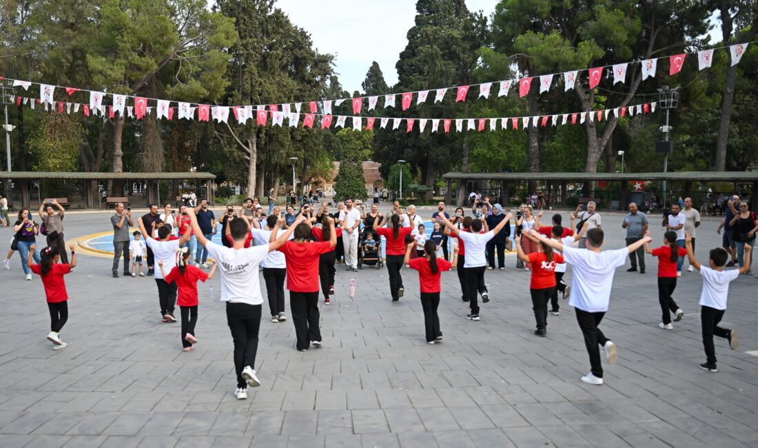 Bornova Belediyesi’nin Avrupa Hareketlilik Haftası kapsamında düzenlediği çevre, spor ve