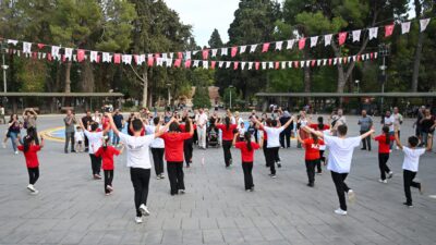 Bornova Belediyesi’nin Avrupa Hareketlilik Haftası kapsamında düzenlediği çevre, spor ve