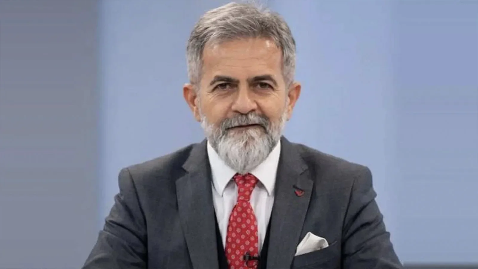 Sosyal medya hesabından "Çok önemli bir bakan Cuma günü istifa