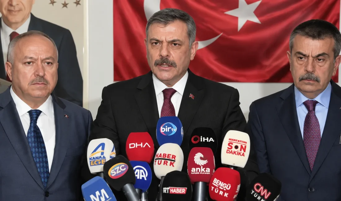 İçişleri Bakanı Mustafa Çiftçi, Manisa'nın Turgutlu ilçesinde meydana gelen okul