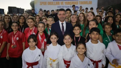 Bayraklı Belediyesinin spor okulları ve yarışmacı takımları, 2026-2027 sezonuna Şehit