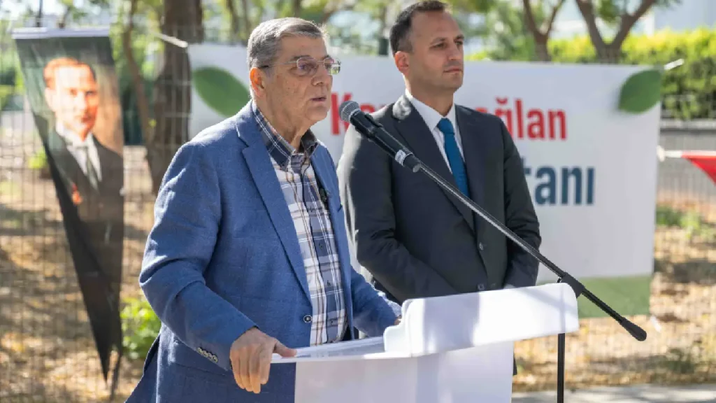 Bornova’da iki yeni “Kent Bostanı” daha açıldı