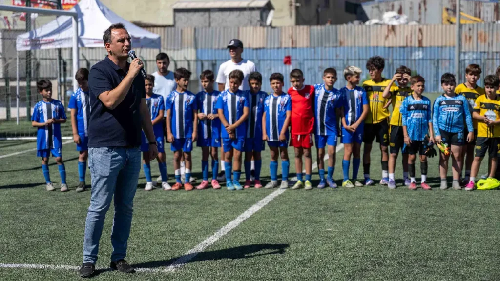 Bornova'da 9 Eylül coşkusu sahaya taşındı