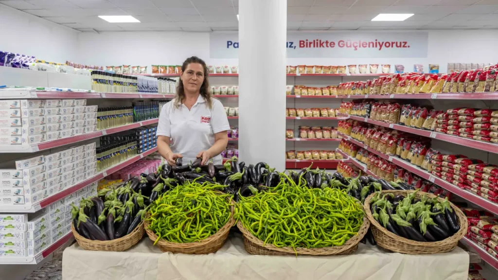 Halkın toprağından halkın sofrasına: Bornova’da sosyal belediyecilikte dev adım! 7 Halkın toprağından halkın sofrasına: Bornova’da sosyal belediyecilikte dev adım!