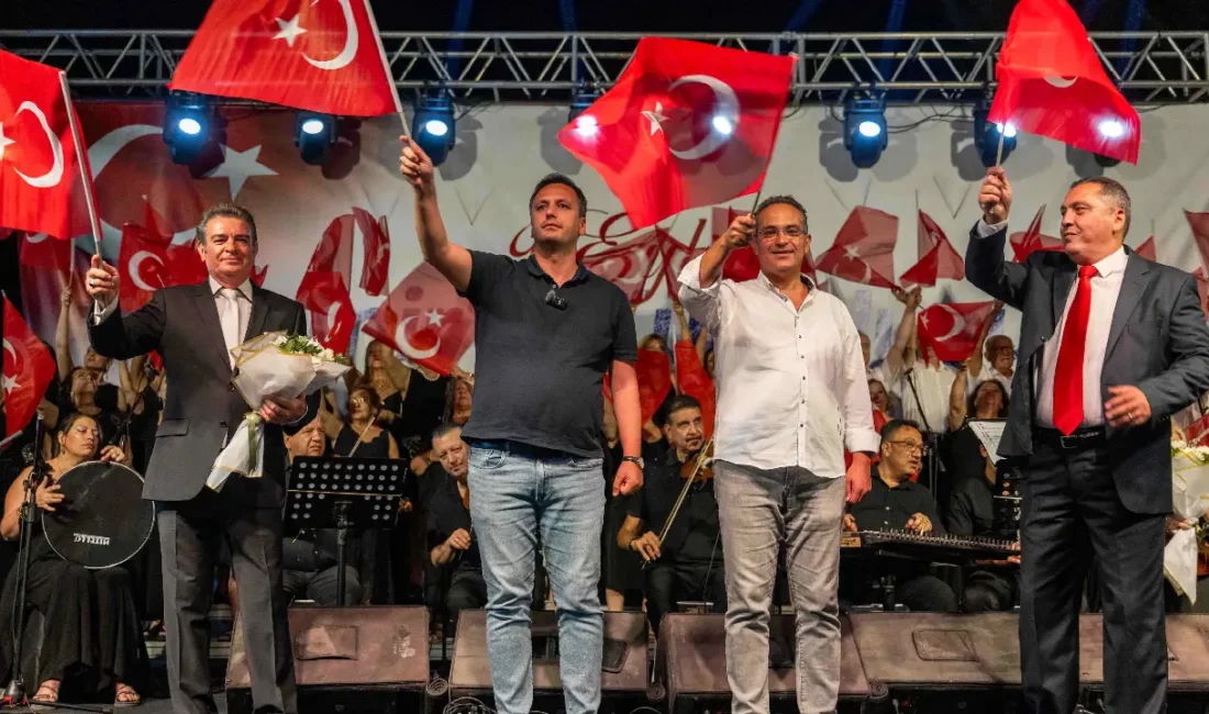 Bornova Belediyesi, İzmir’in kurtuluş olan günü 9 Eylül’ü Büyükpark’ta düzenlenen