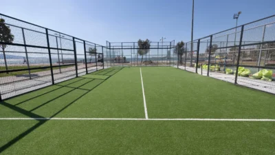 İzmir Büyükşehir Belediyesi tarafından kentteki spor tesislerinde bakım, onarım ve