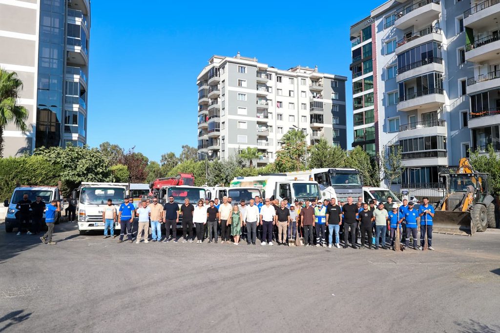 Buca ekipleri Yenigün için sahada: “Her sokağa eşit ve kaliteli hizmet ulaştıracağız!"