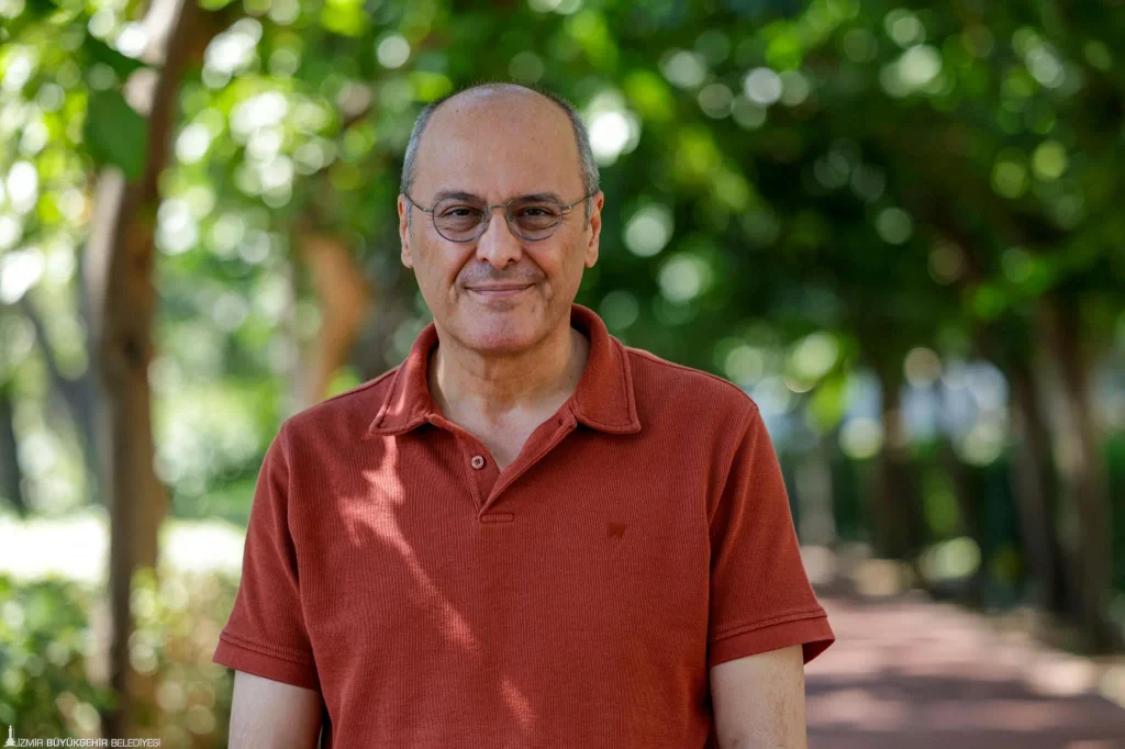 Dr. Bülent Şık: 'Yetersiz beslenme hem sağlığı hem başarıyı olumsuz etkiliyor' 6 Dr. Bülent Şık: 'Yetersiz beslenme hem sağlığı hem başarıyı olumsuz etkiliyor'