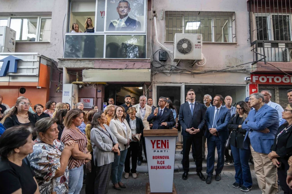 YENİ Partili Güç Bornova’dan seslendi: “O koltuklardan inecekler”