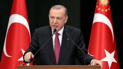 AK Parti Genel Merkezi'nde düzenlenen Genişletilmiş İl Başkanları Toplantısı'nda konuşan