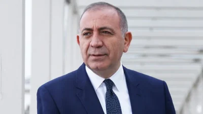 İstanbul 45.'inci Asliye Hukuk Mahkemesi, aldığı tedbir kararıyla Gürsel Tekin