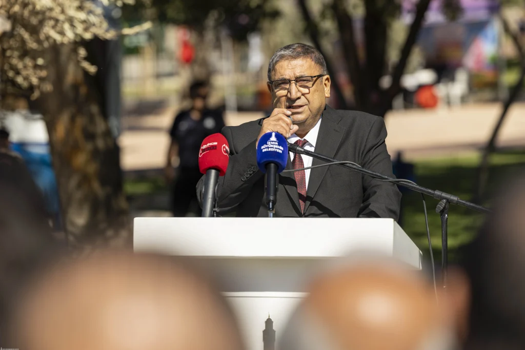 Buca’nın yeni yaşam alanı kapılarını açtı: Buca Halk Parkı hizmete girdi! 10 Buca’nın yeni yaşam alanı kapılarını açtı: Buca Halk Parkı hizmete girdi!