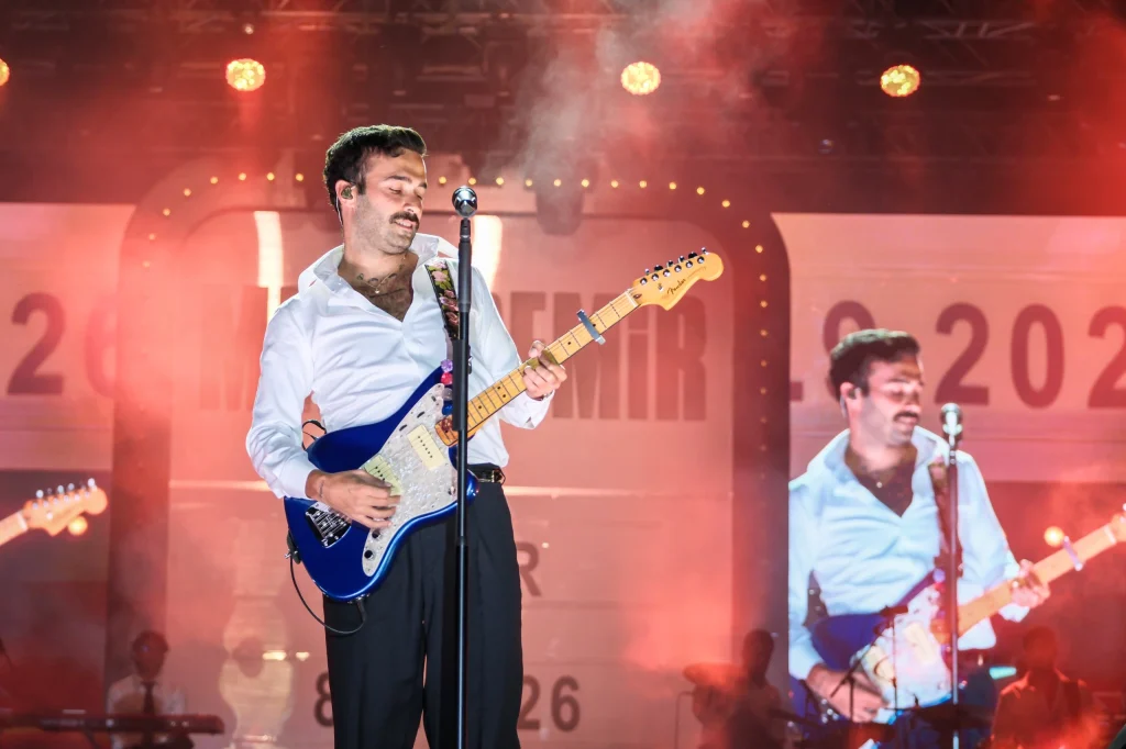 İEF geceleri müzik ve kahkaha dolu 2 İEF geceleri müzik ve kahkaha dolu