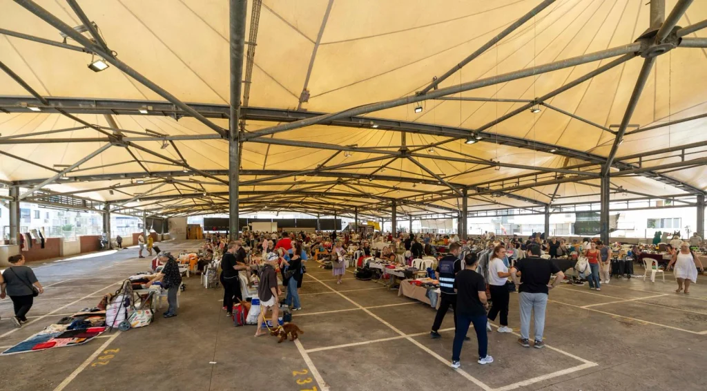 Büyükşehir’in ikinci el pazarları birinci yılını doldurdu