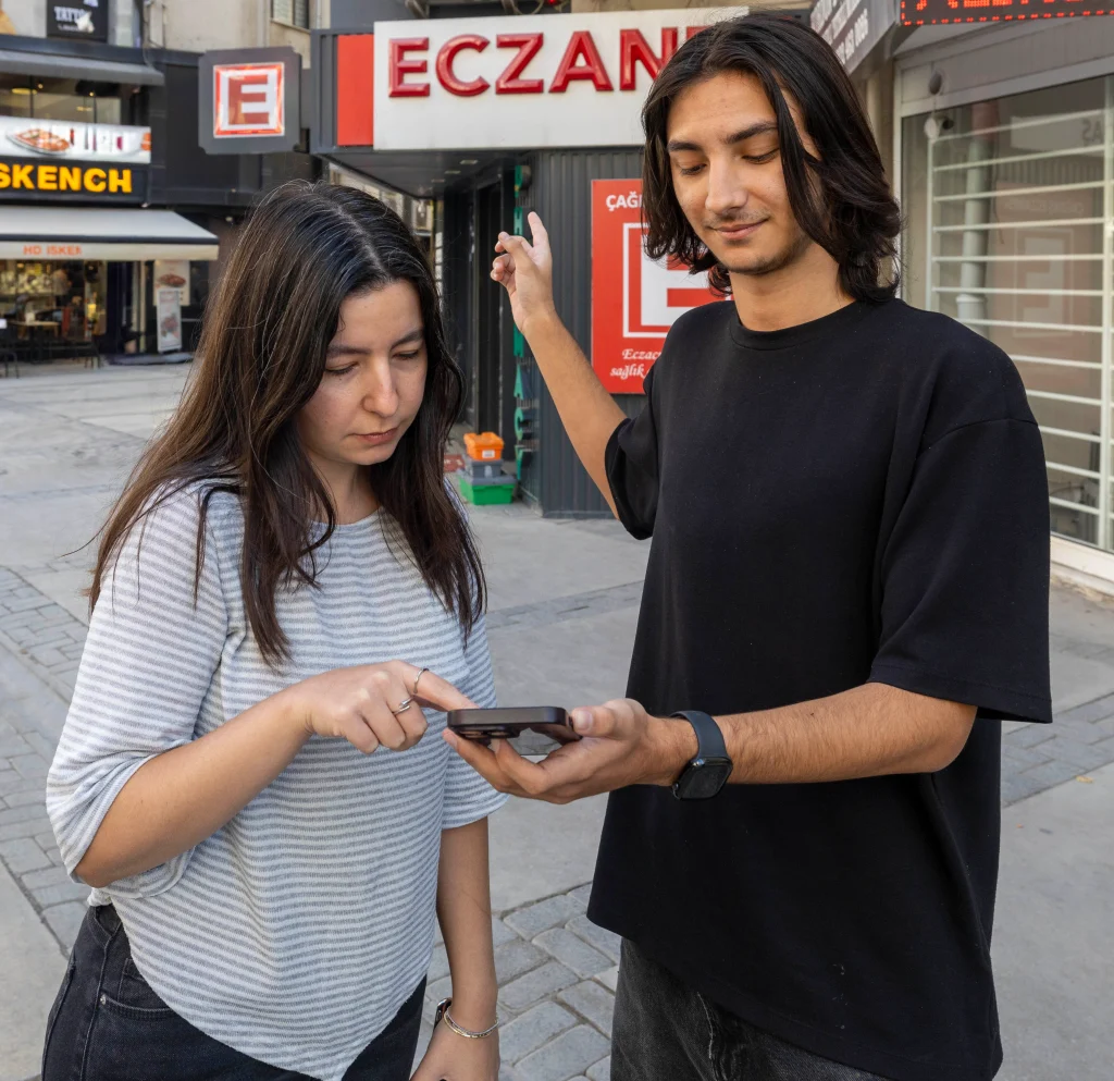 En yakın 10 bin noktaya tek ekrandan ulaşılacak: 'Yakınımda' ile İzmir cebinde!