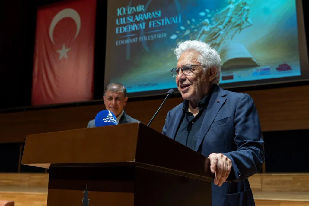 İzmir’de edebiyatın devlerinin buluşması! Livaneli Ve Manguel aynı sahnede: "Edebiyat iyileştirir!"