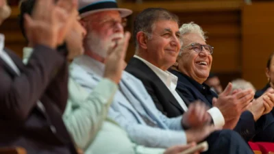 10. İzmir Uluslararası Edebiyat Festivali, “Edebiyat İyileştirir” temasıyla dört gün