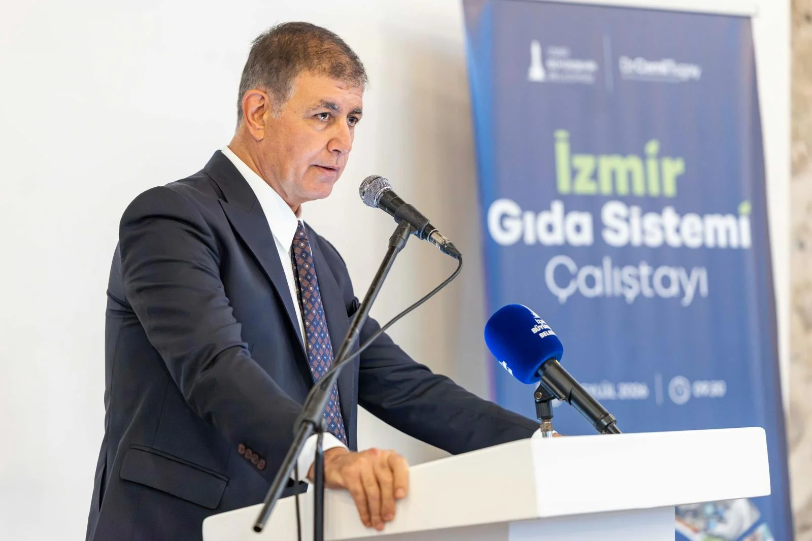 Başkan Tugay’dan İzmir’in gıda güvenliği hamlesi: İzmir Gıda Sistemi Belgesi’ne son şekli veriliyor