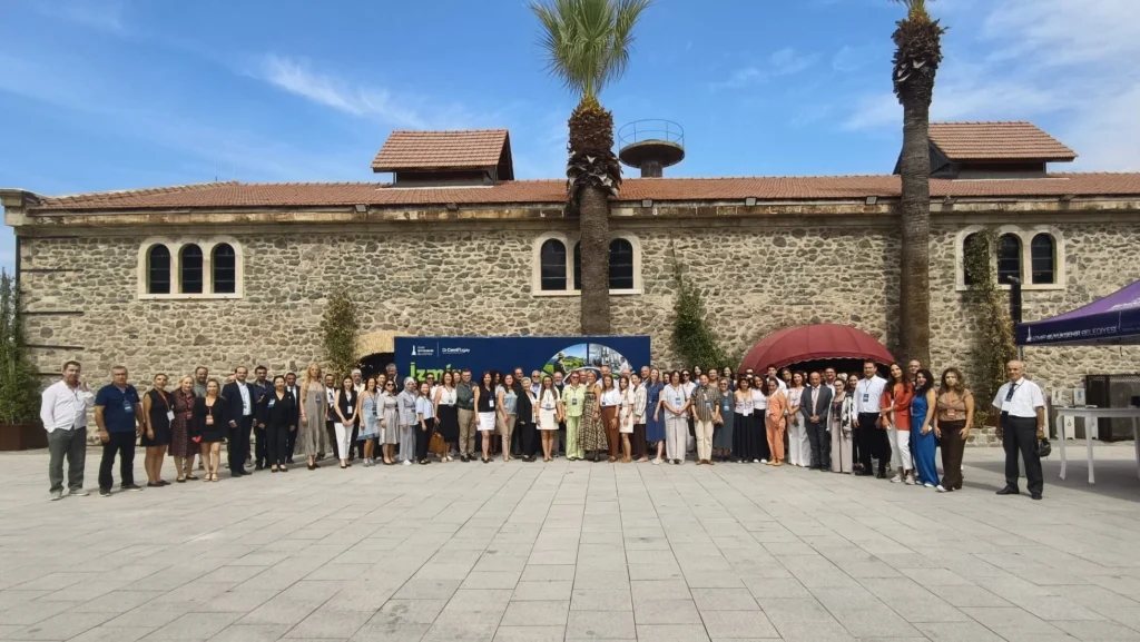 Başkan Tugay’dan İzmir’in gıda güvenliği hamlesi: İzmir Gıda Sistemi Belgesi’ne son şekli veriliyor 5 Başkan Tugay’dan İzmir’in gıda güvenliği hamlesi: İzmir Gıda Sistemi Belgesi’ne son şekli veriliyor