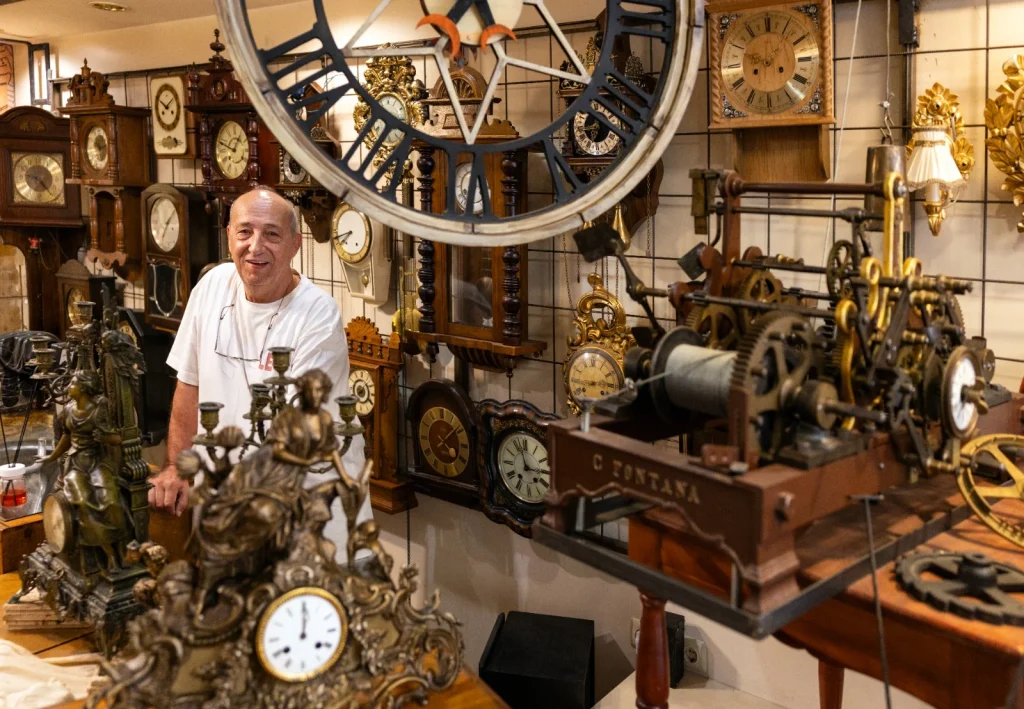 Saat Kulesi 125 yıldır kentin kalbinde tıkır tıkır çalışıyor