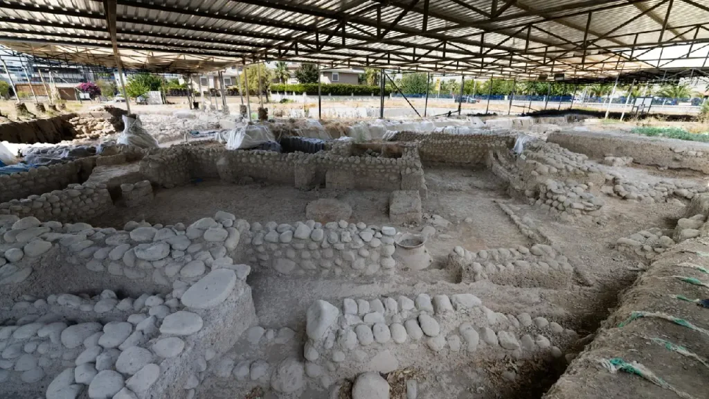 İzmir’in Troya’sı: Yassıtepe’den zenginliğin izleri çıktı