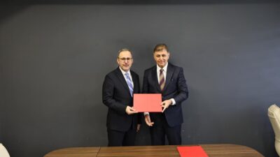 Son dönemde siyaset kulislerinde hareketliliğe neden olan belediye başkanı transferleri