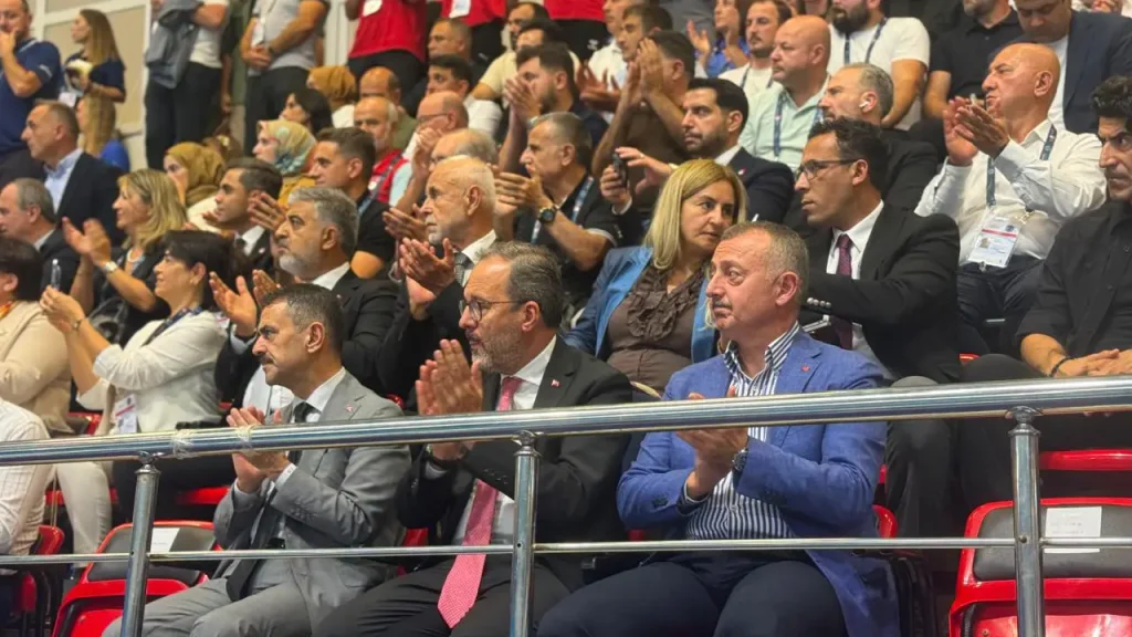 Kasapoğlu; “Belediyeler engelli bireyler için daha fazla çalışmalı”