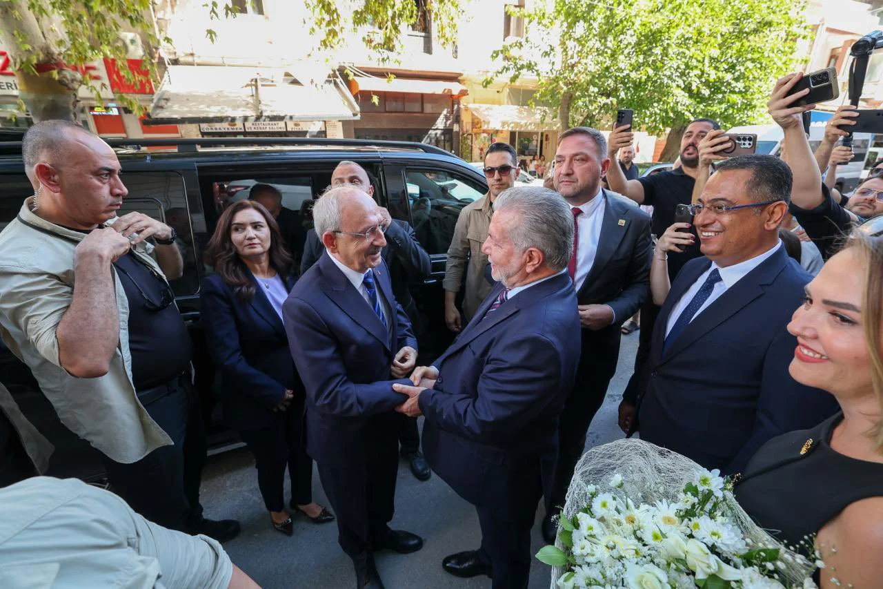 Kılıçdaroğlu'ndan İzmir'de 'üç harfli market' isyanı: “Rekabet şansları sıfır"